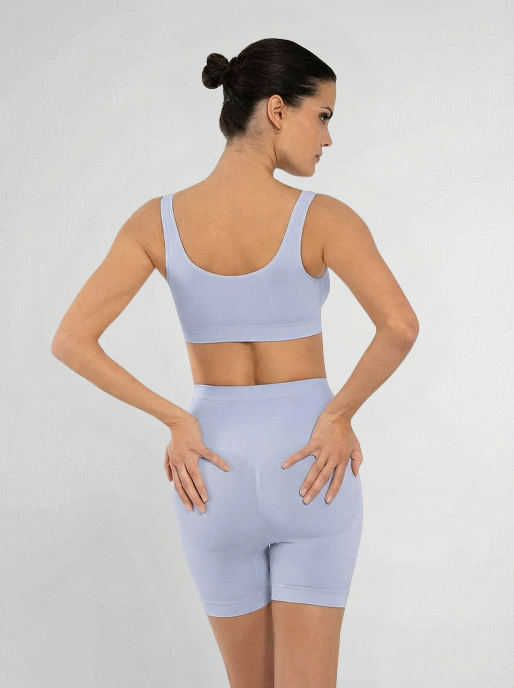 חזייה מחטבת Seamless עם תמיכת חזה וגב רחב