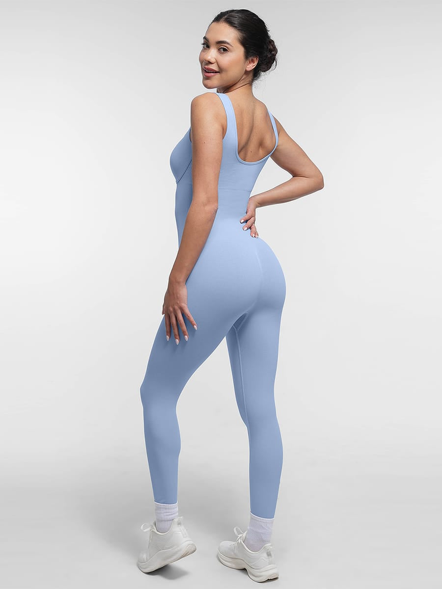 אוברול מחטב Seamless עם מחשוף מרובע וגב בצורת U