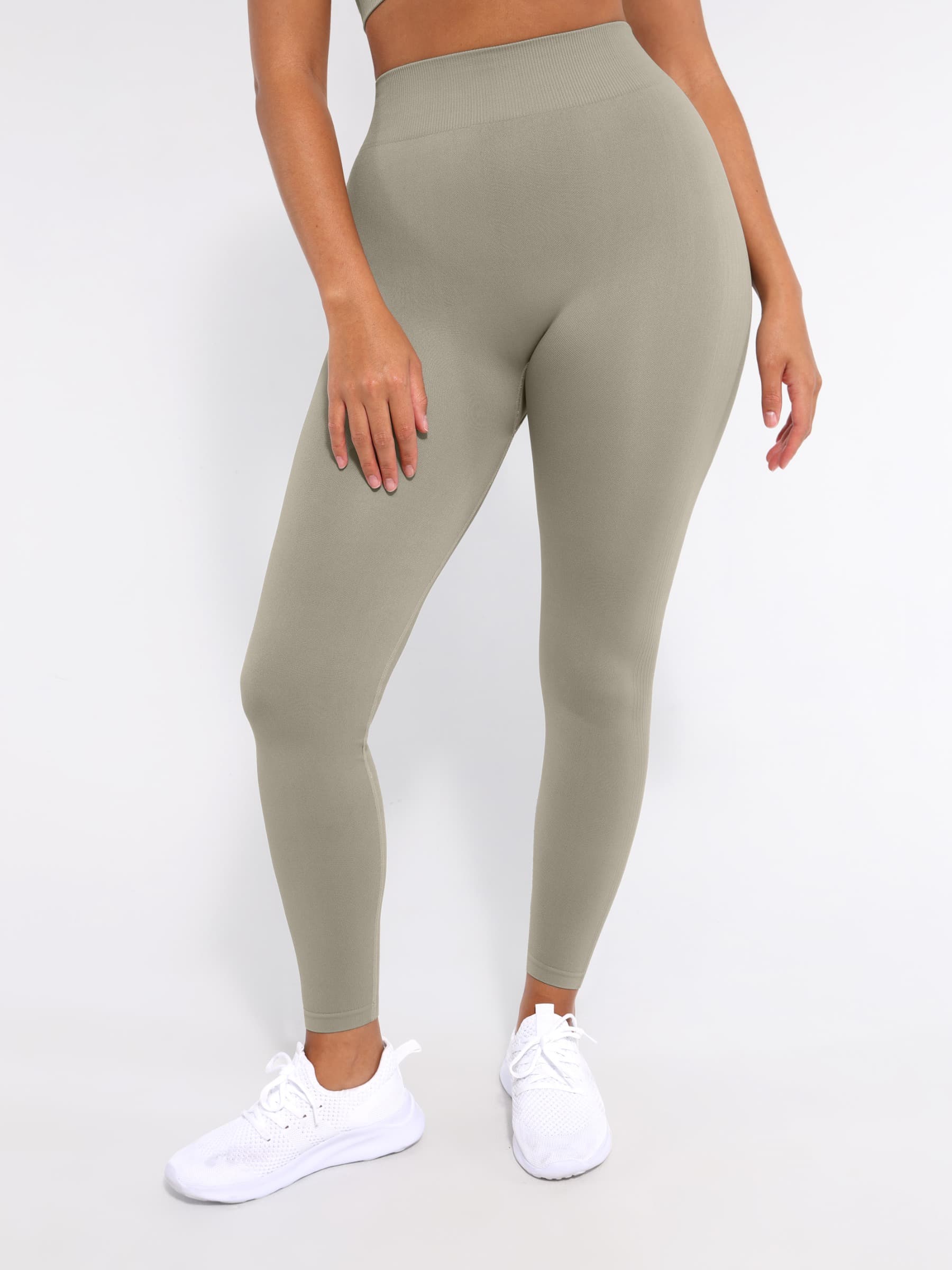 טייץ מחטב Seamless בגזרה גבוהה